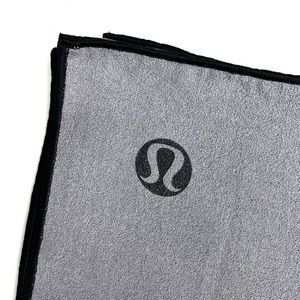 Lululemon THE TOWEL